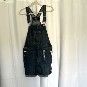 GAP Denim Short Overalls. New With Tags. Small.